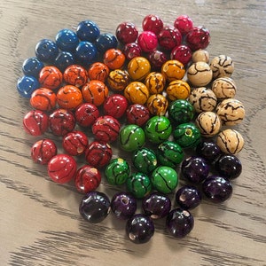 Bombona Ball Beads. 80 Multicolored Patterned Pieces.