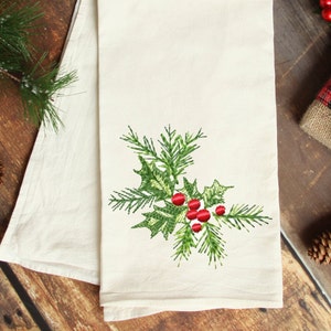 Holly. Christmas ornament. Machine embroidery design.