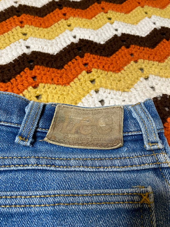 Vintage 70s Lee Jeans | 36 x 32 - image 7