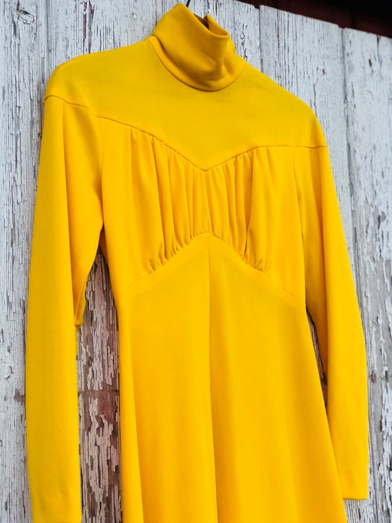 Vintage 70s Long Dress | Yellow