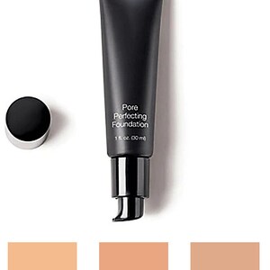 Pore Perfecting Foundation Paraben free, gluten free, oil free, fragrance free, hypoallergenic