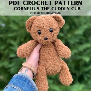 Patrón de crochet para el osito Cornelius el Cachorro: Osito de peluche (PDF)