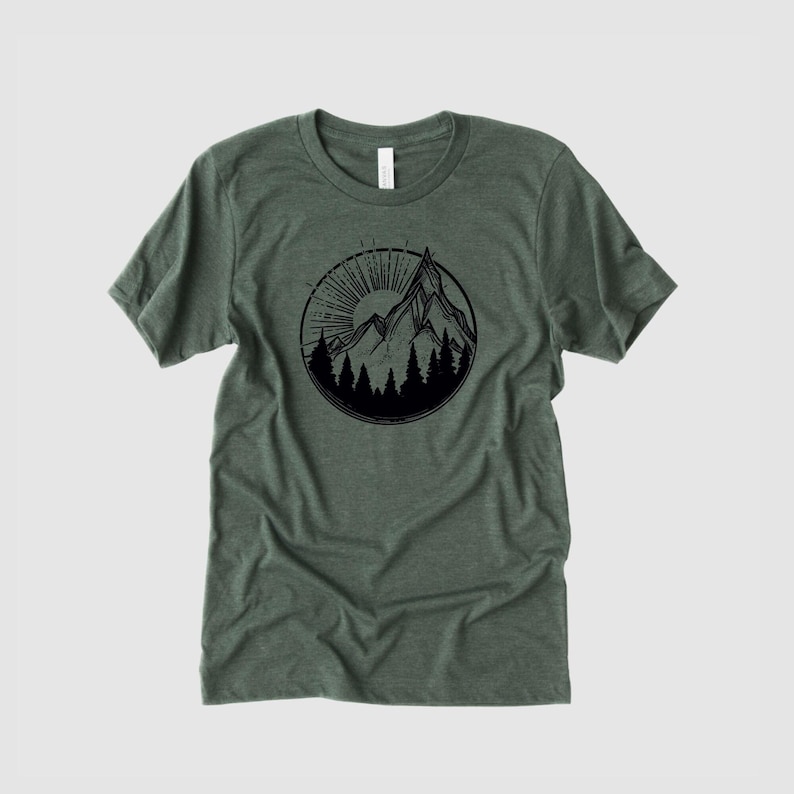 Mens Shirts, PNW Shirt, Graphic Tees, Gift for Men, Nature Shirt, Mountain Shirt, Nature Lover Gift, Mens T-Shirts, Camping Shirts, Wander imagem 2
