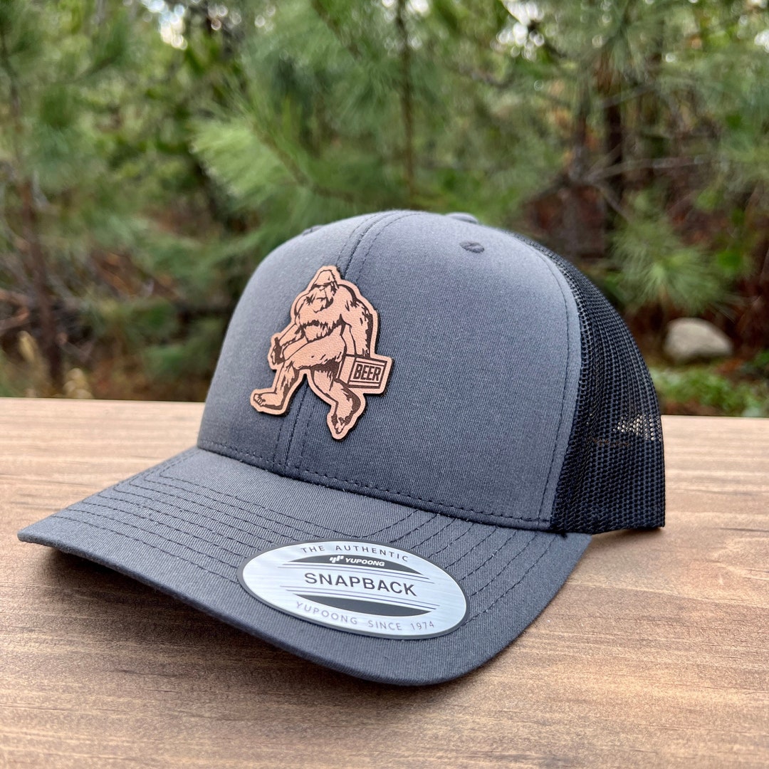 Bigfoot With Beer Hat, Camping Hat, Sasquatch Hats, Bigfoot Gift, Snapback  Hat, Flexfit Hat, Nature, Drinking Hats, Gift for Men, Gift for D 