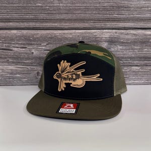 Fly Fishing Fly Leather Patch Hat : Adjustable Snapback Mesh Cap (Unisex)