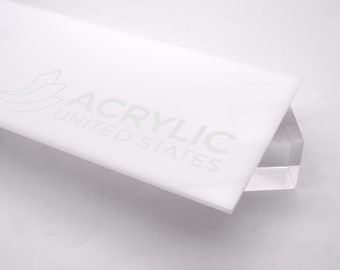 Puede incluir: Hoja de acrílico blanca con el texto "ACRYLIC UNITED STATES" impreso en ella.
