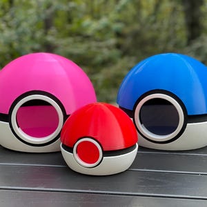 Pokeball Humidity Hide - Gecko, Snake, Lizard, and Other Reptile Cave - Shedding, Hiding, or Egg Laying Shelter for Pets