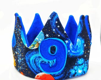 Corona de cumpleaños espacial: Gorro de fiesta de astronauta personalizado