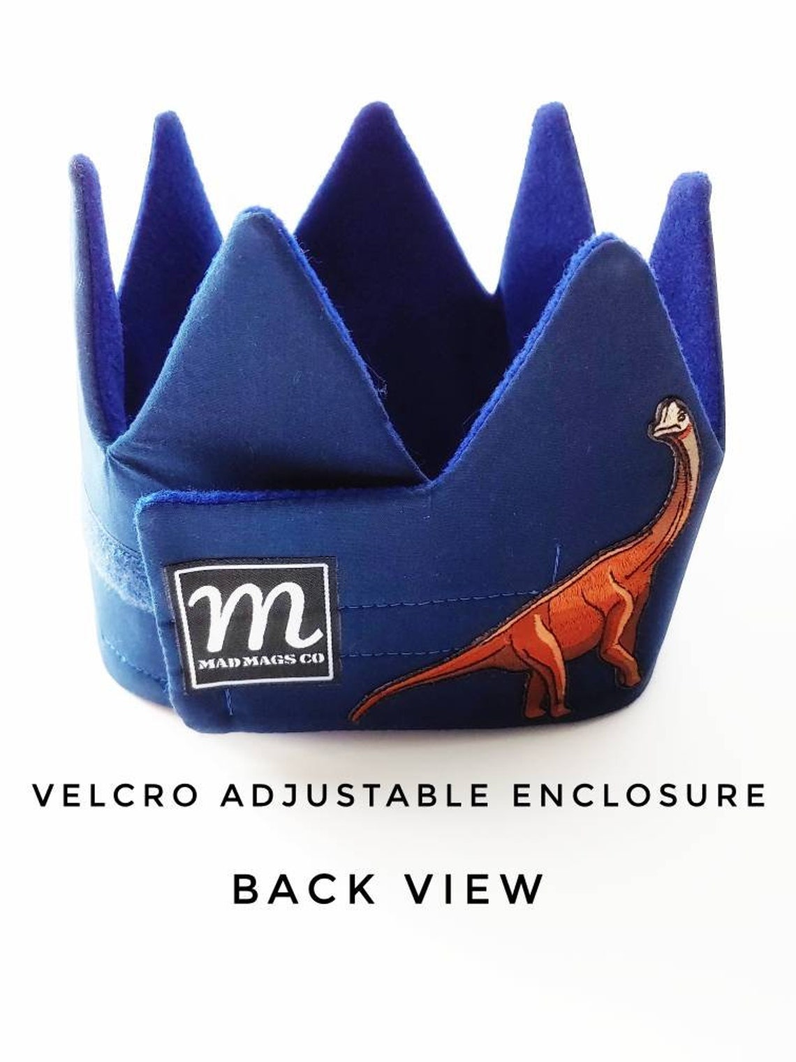 dinosaur with crown head