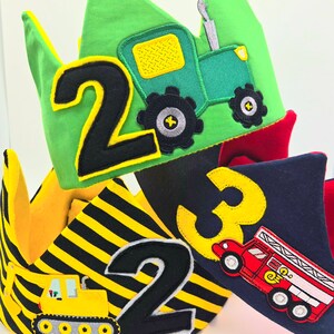 Corona di compleanno a forma di trattore / Cappello per festa in fattoria / Corona personalizzata / Corona di compleanno per bambini / Cappello da trattore verde / Cappello per il primo compleanno / Personalizza
