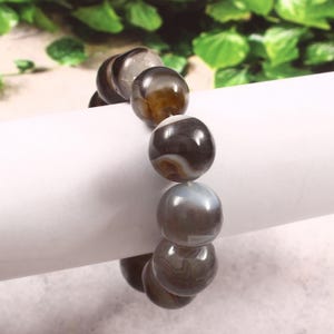 Natural Agate Gemstone Dzi Beads &quot; 2 Eye , 3 Eyes &quot; Amulet Bracelet Bloodspots Motif Dzi  Rare, Wealth Happiness Longevity, design by izida,