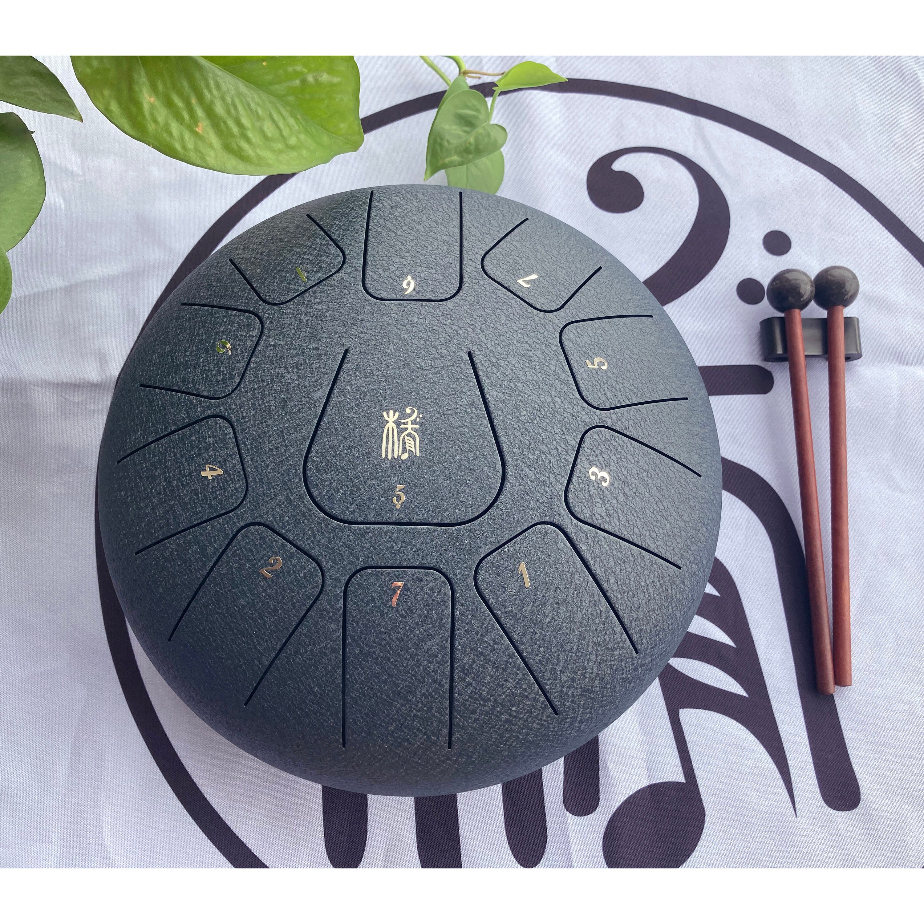 MUSICUBE Steel Tongue Drum Panda Drum 12 Inch 11 Tones Percussion  Instruments Yoga Tank Drum with Sticks White 