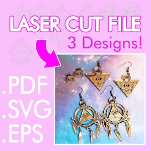 Könnte beinhalten: Das Bild zeigt drei Paar goldfarbene Ohrringe mit einem mystischen Augendesign. Die Ohrringe umfassen Ohrstecker, dreieckige Anhänger und kreisförmige Designs mit baumelnden Akzenten. Der Text auf dem Bild lautet "LASER CUT FILE 3 Designs!" und listet Dateiformate auf.