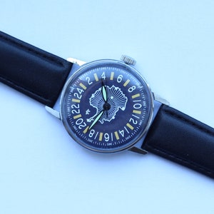 Vintage 24 hour watch Raketa cal. 2623 Polar / mens watch / vintage watch / mechanical wrist watch / boyfriend gift / gift for men