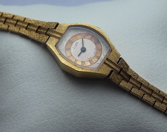 Montres vintage pour femmes, petite beauté LUCH, montre de beauté pour femmes de l'URSS, biélorussie, mécanique soviétique ancienne