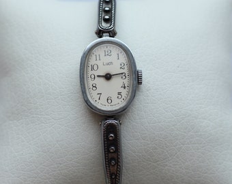 GAMMAL klocka, Damklocka, Elegant damklocka, Sällsynt klocka, Vintageklocka, Antik klocka, Mekanisk klocka, Samlarklocka "Luch"
