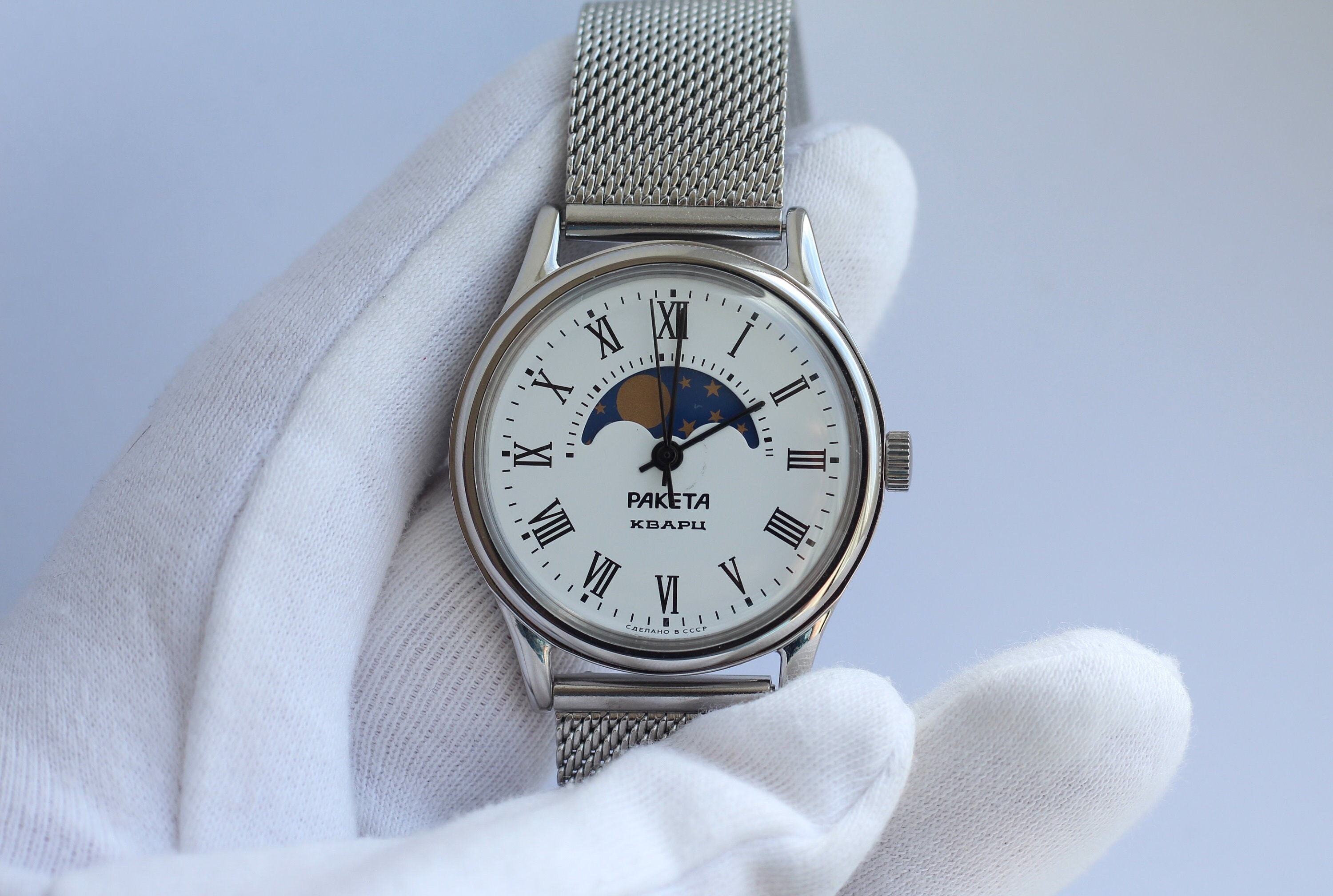 Unique Rare Vintage Moon watch - Raketa Moon calendar. Moon phase calendar watch. Mens quartz wrist watch. Spase watch Mens Gift. Moon phase
