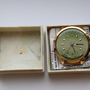 Vintage Soviet RAKETA COLLEGE Watch Perpetual Calendar USSR Mechanical Watch. image 5