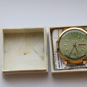 Vintage Soviet RAKETA COLLEGE Watch Perpetual Calendar USSR Mechanical Watch. image 4