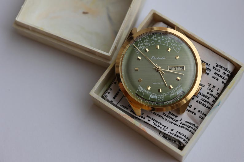 Vintage Soviet RAKETA COLLEGE Watch Perpetual Calendar USSR Mechanical Watch. image 7