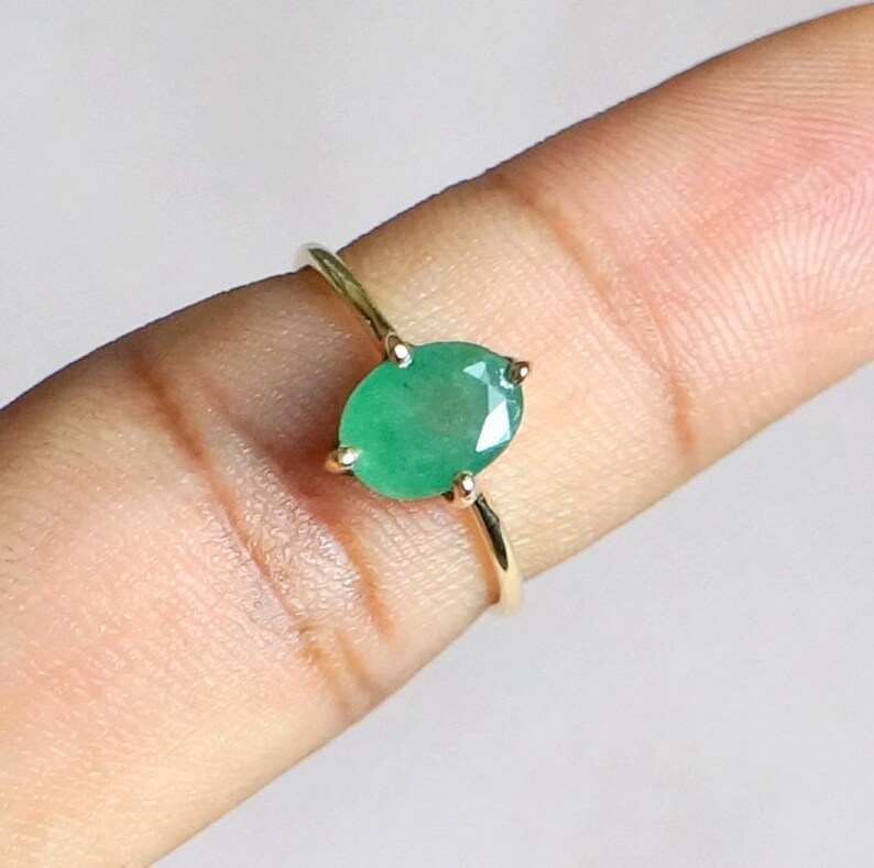 Emerald Solitaire Ring Oval Cut Emerald Ring Handmade Gold Ring Natural Gemstone Ring 14K Solid Gold Ring Minimalist Ring Gift for Her