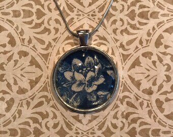 Vintage Blue Flower Linen Cabochon Pendant