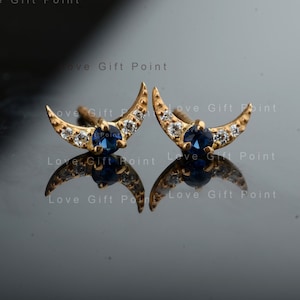 Orecchini a forma di luna celeste in oro 14 carati: orecchini con pavé di zaffiri e diamanti