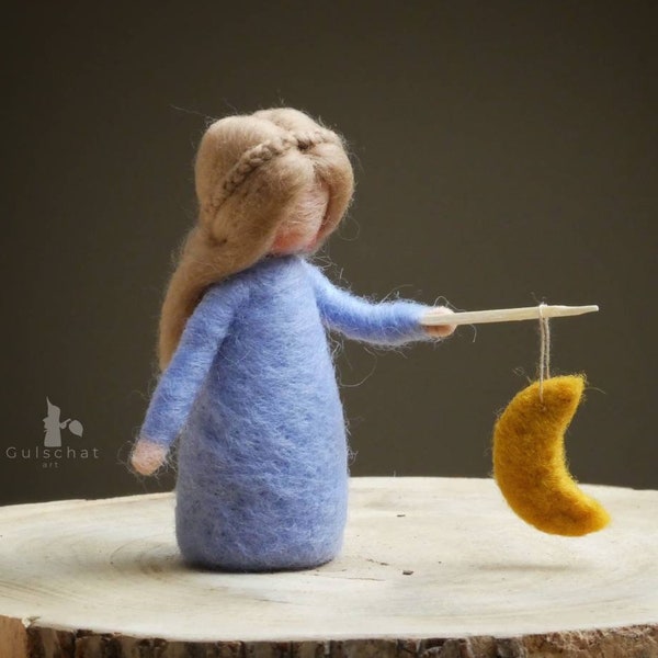 Lantern girl in blue felted, seasonal table