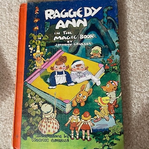 Raggedy Ann and Andy books selection 1
