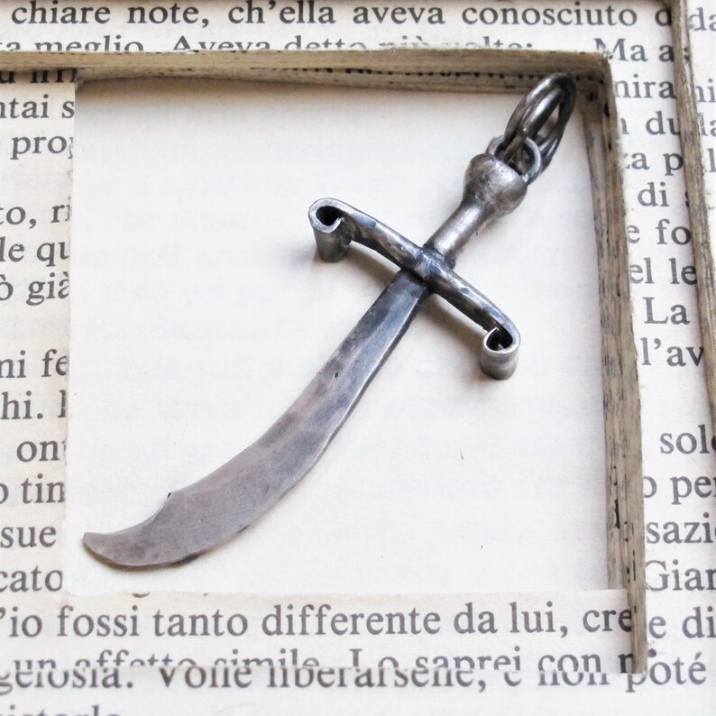 Game of Thrones pendant silver sword cross