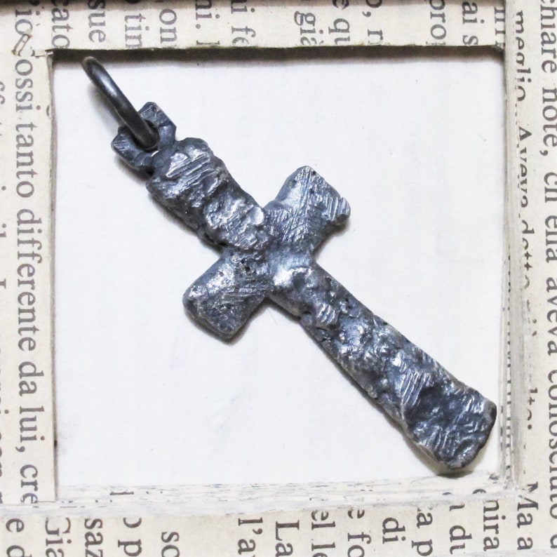 aged melted silver pendant forged by hand rustic pendant man Cross pendant man Viking raw silver hand-crafted pendant