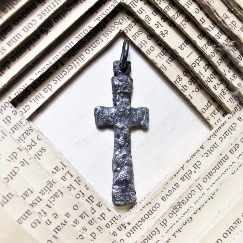 aged melted silver pendant forged by hand rustic pendant man Cross pendant man Viking raw silver hand-crafted pendant