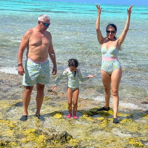Custom made Personilized Family Matching Surf Boarding Tropical Swimwear Swimsuit Rash guard SPF swimwear matching trunks. Tropical swimwear