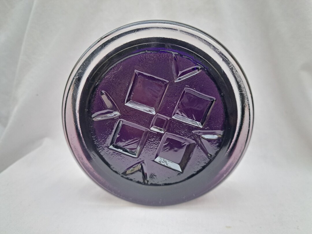 Vintage Wedgwood Glass Snowflake Moon Landing Bowl. Pressed Glass ...