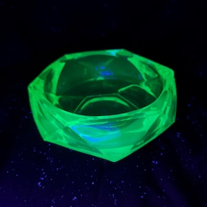 Vintage Uranium glass pin dish faceted pressed Vaseline glass. 1930s