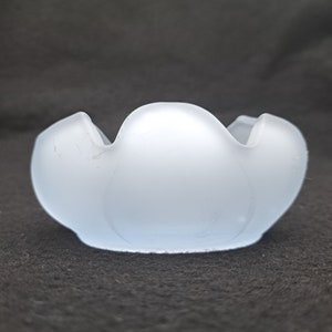 Vintage Bagley Glass TULIP posy bowl. 1950s. pattern number 3169. glass collector. Small version. Blue frosted glass.