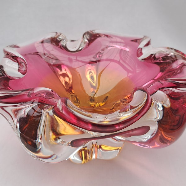 vintage Chribska glass bowl. Josef Hospodka. Sklo Czech Bohemia Crystal bowl. Floral shaped. Pink and orange glass. 1950s 1960s.