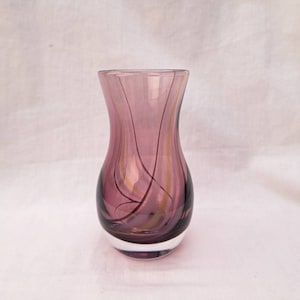 Vintage Heather Spinningdale vase by Caithness Glass. Colin Terris and Chris Orr. Purple glass. Scottish glass