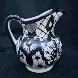 Chouette mexicaine vintage en céramique Talavera. peint à la main dans le style Pueblo. Poterie d&#39;art populaire peinte en couleurs. Étiquette Traidcraft.