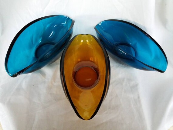 【中古】高級ヴィンテージ灰皿/SAINT LOUIS サンルイクリスタル灰皿　青 ヴィンテージ ソーワービー ガラス ボウル 小物皿 灰皿 カワセミ