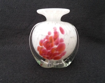 Vintage Mdina winged glass bud vase in white with pink and orange spatter. mottled encased glass. signed Maltese Glass.