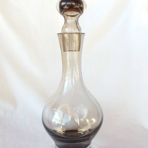 Vintage Caithness Canisbay whisky decanter. Colin Terris. 1970s. peat colour.