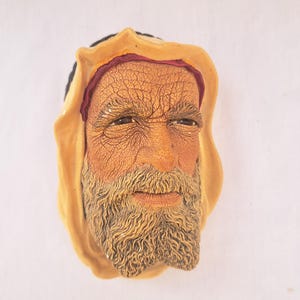 vintage Bosson&#39;s chalkware plaque. Elderly arab mid century 1960s handpainted plaster wall figure. portrait. middle eastern male figure.