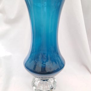 Vintage Aseda Glasbruk vase. Bo Borgstrom. 1960s. Swedish glass. Kingfisher blue glass.  controlled bubble base