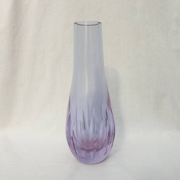 A vintage Caithness vase in alexandrite purple/lilac glass. cut spears and lenses. bud vase. heavy Scottish glass