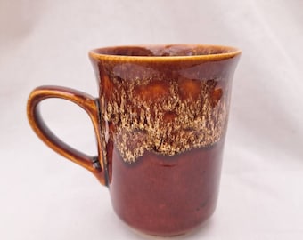 Vintage Fosters Pottery Honeycomb coffee mug. Caramel. drip glaze caramel. 1970s -1990s lava glaze