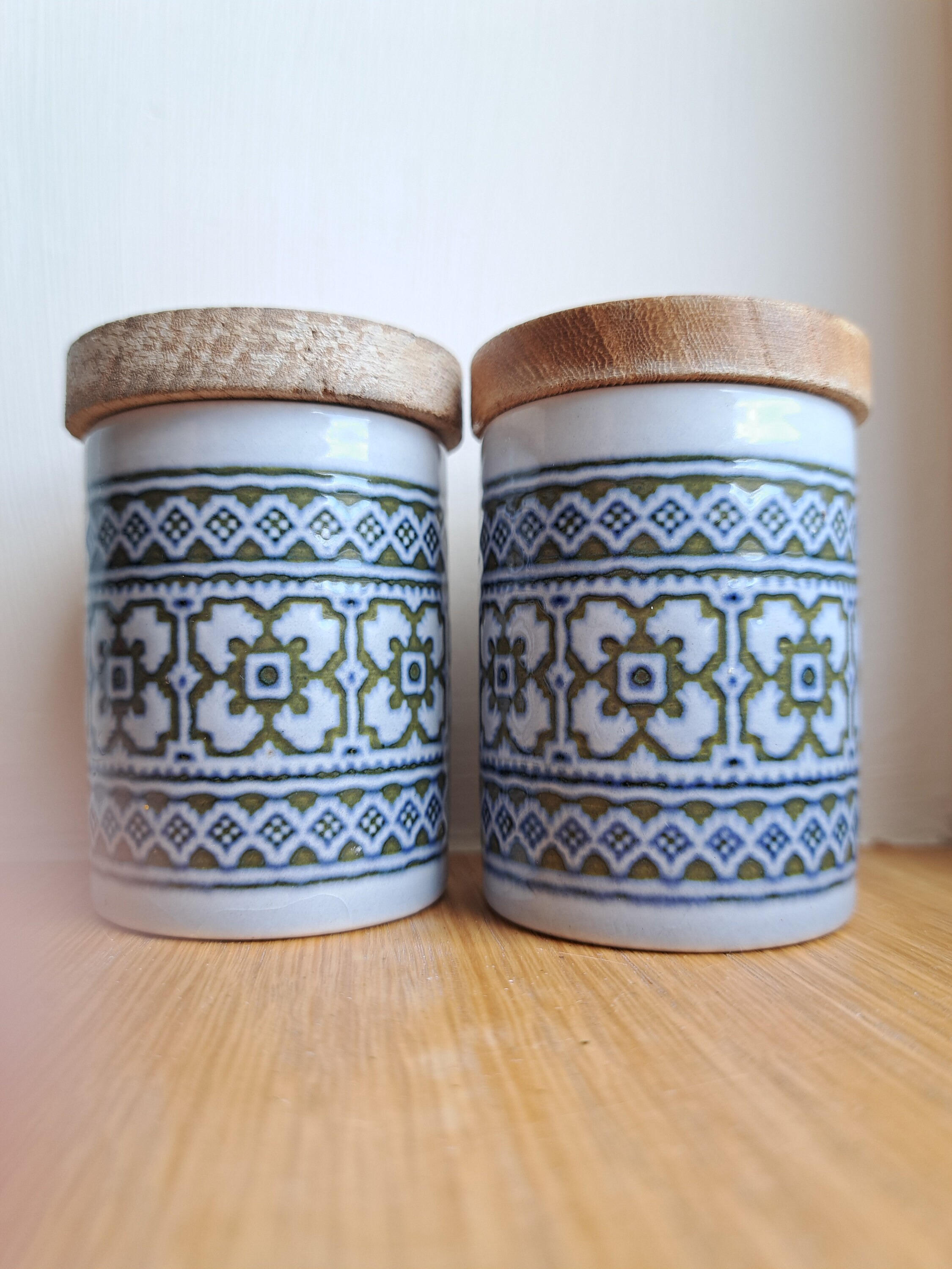 Hornsea Bronte Salt and Pepper Pots. Retro 1970s Condiments