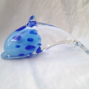 Vintage Caithness Glass Splash the Dolphin paperweight. Scottish glass. Sarah Peterson Caithness Zoo. 2002 sealife glass animals