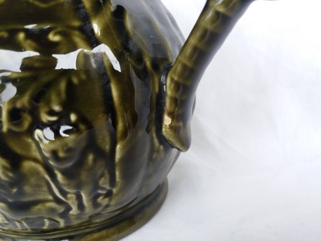 ビンテージのアーサー ウッドの水差しまたはピッチャー。フォレスト