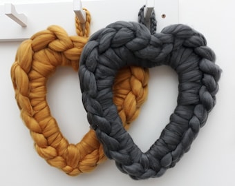 Heart Shaped Chunky Knit Wreath, Wool Wall Hanging, Home Decor, Various Colours